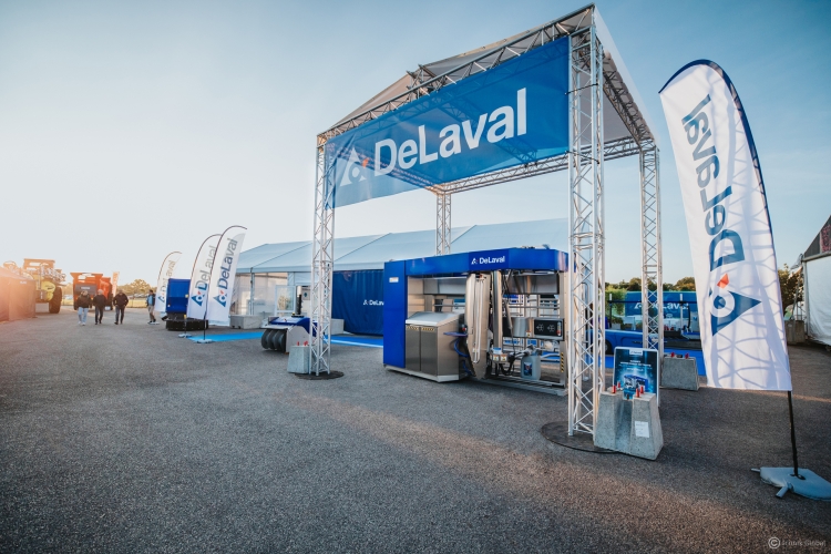 Stand extérieur type tente pour Delaval lors du Space 2024 à Rennes